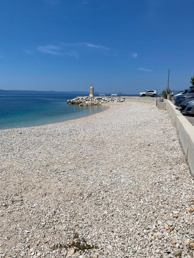 Villa Leo Beach Apartment Подгора Экстерьер фото