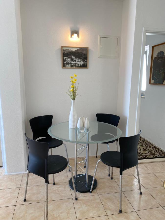 Villa Leo Beach Apartment Подгора Экстерьер фото